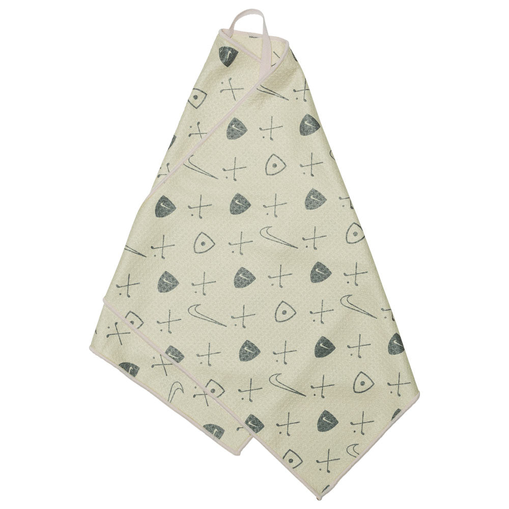 Nike Caddy 2.0 Golf Towel