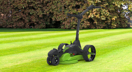 New cutting-edge trundler featuring lawn mowing technology